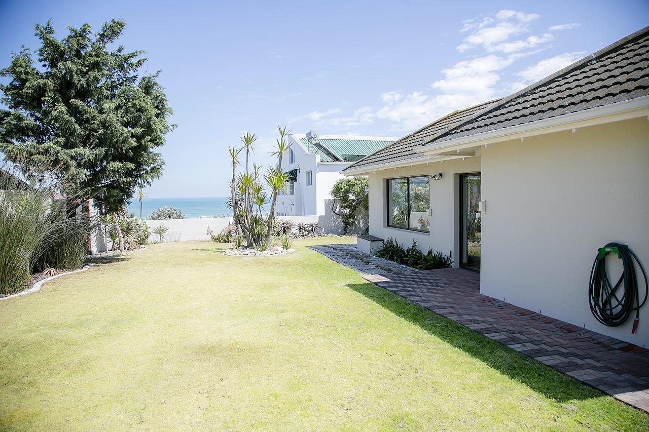 Amazing Beach House In Melkbos! Van Riebeeckstrand Exteriör bild